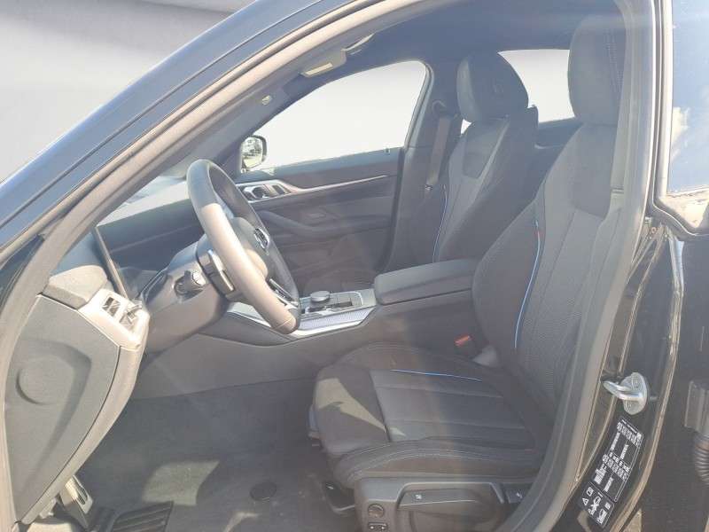 Fahrzeugbild eines BMW 4er-Reihe