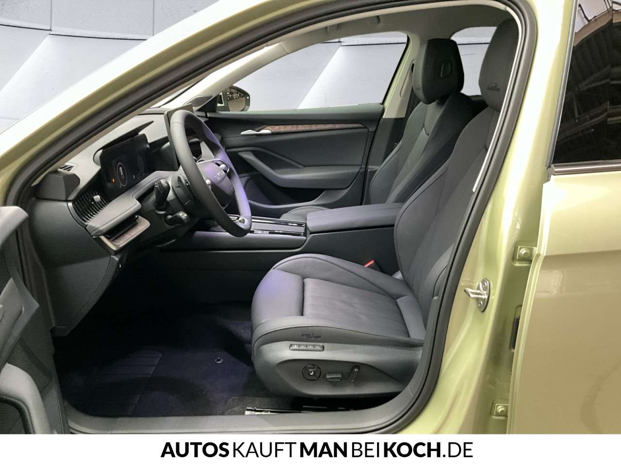 Fahrzeugbild eines Skoda Superb