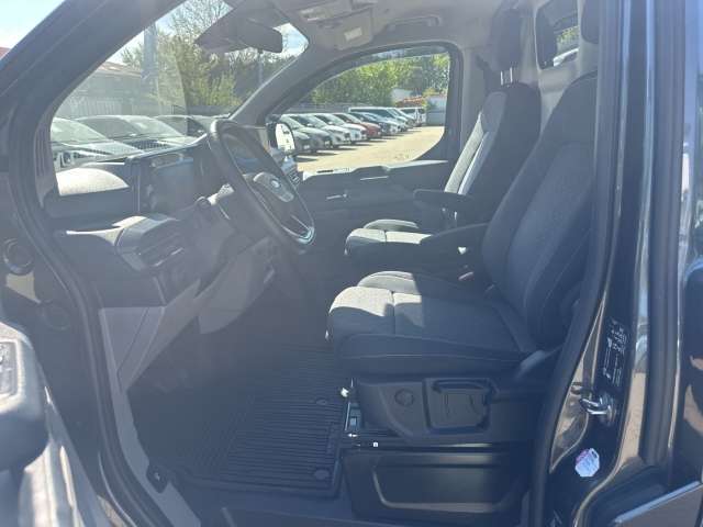 Fahrzeugbild eines Ford Transit Custom