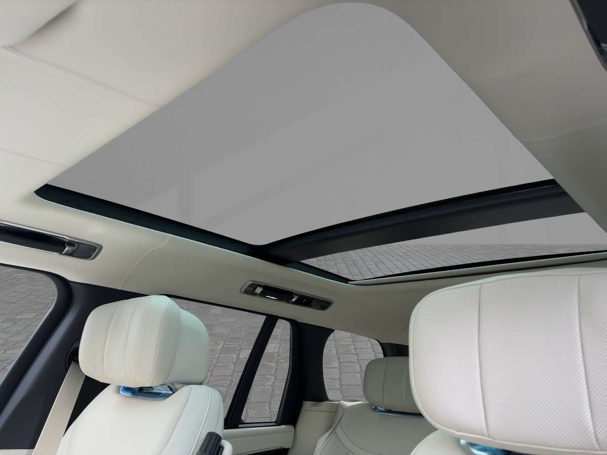 Fahrzeugbild eines Land Rover Range Rover