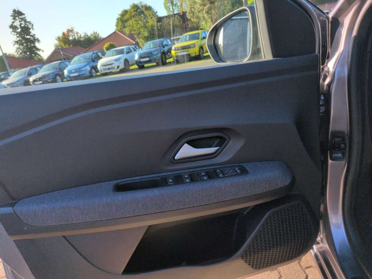 Fahrzeugbild eines Dacia Sandero
