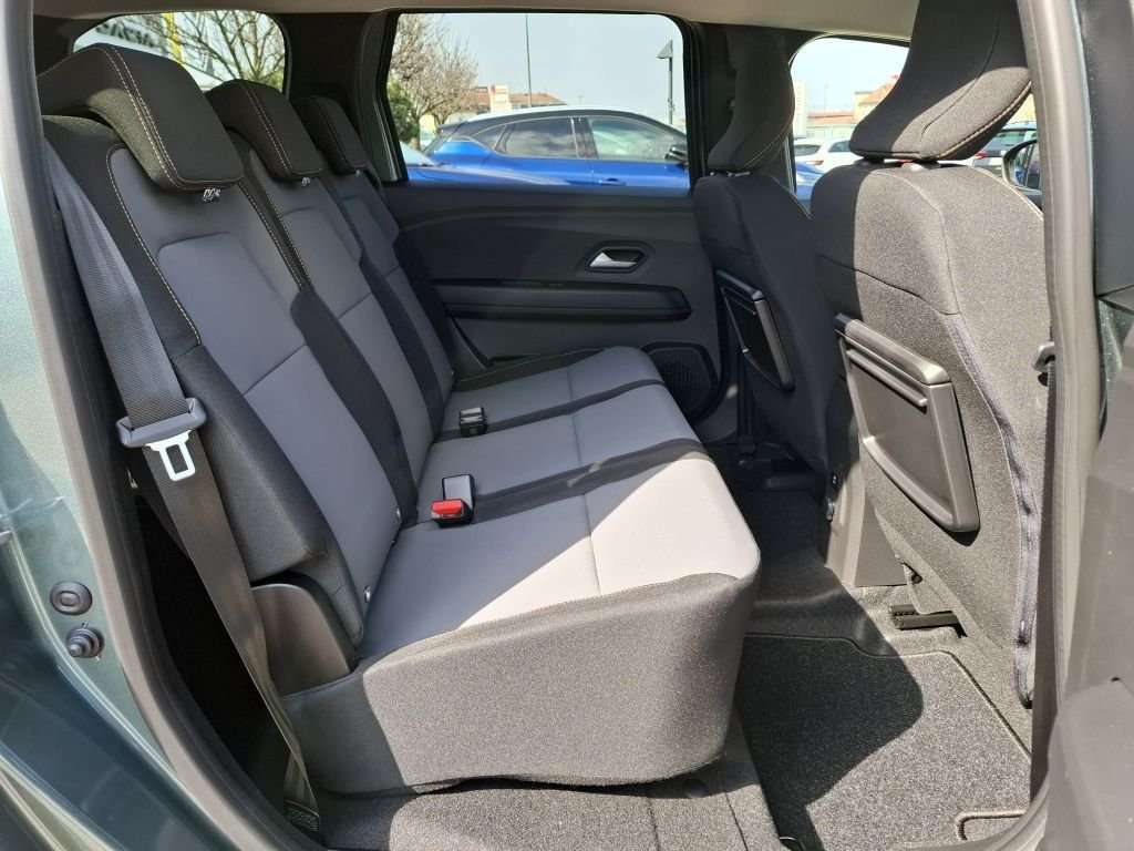 Fahrzeugbild eines Dacia Jogger