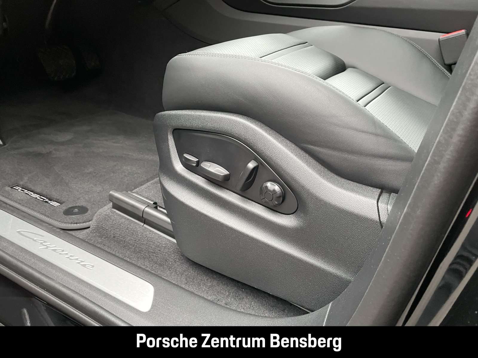 Fahrzeugbild eines Porsche Cayenne