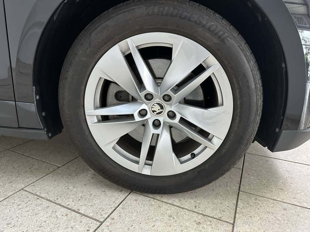 Fahrzeugbild eines Skoda ENYAQ