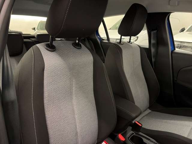 Fahrzeugbild eines Opel Corsa