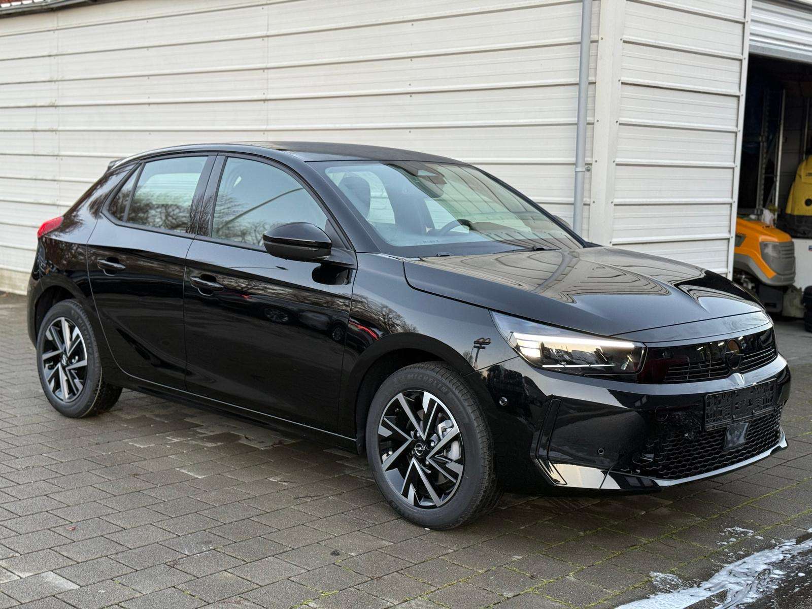 Fahrzeugbild eines Opel Corsa