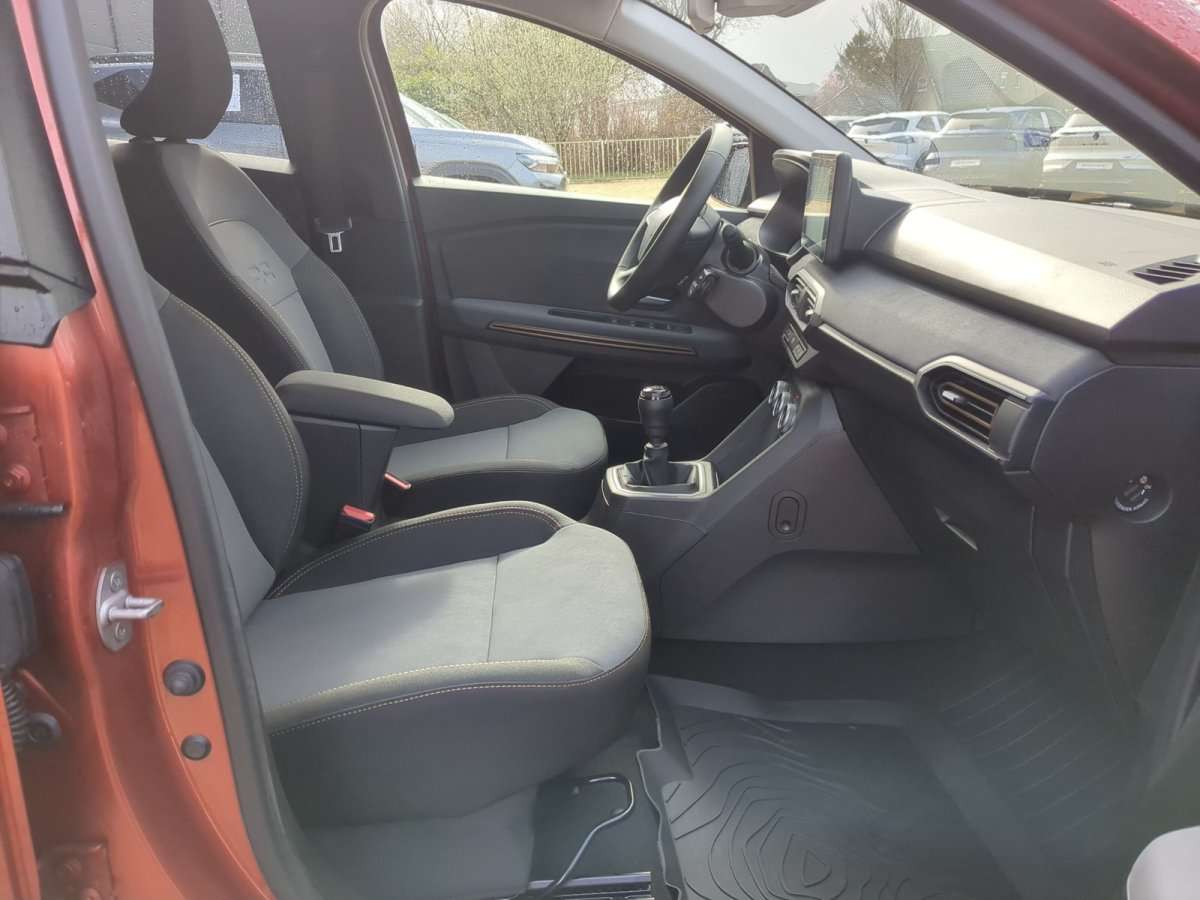 Fahrzeugbild eines Dacia Jogger