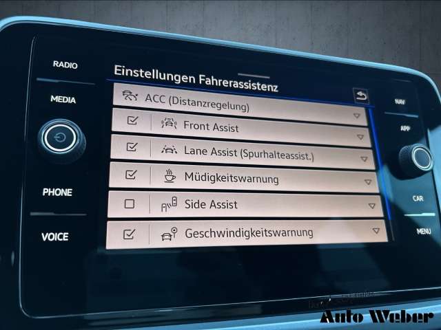 Fahrzeugbild eines Volkswagen T-Roc