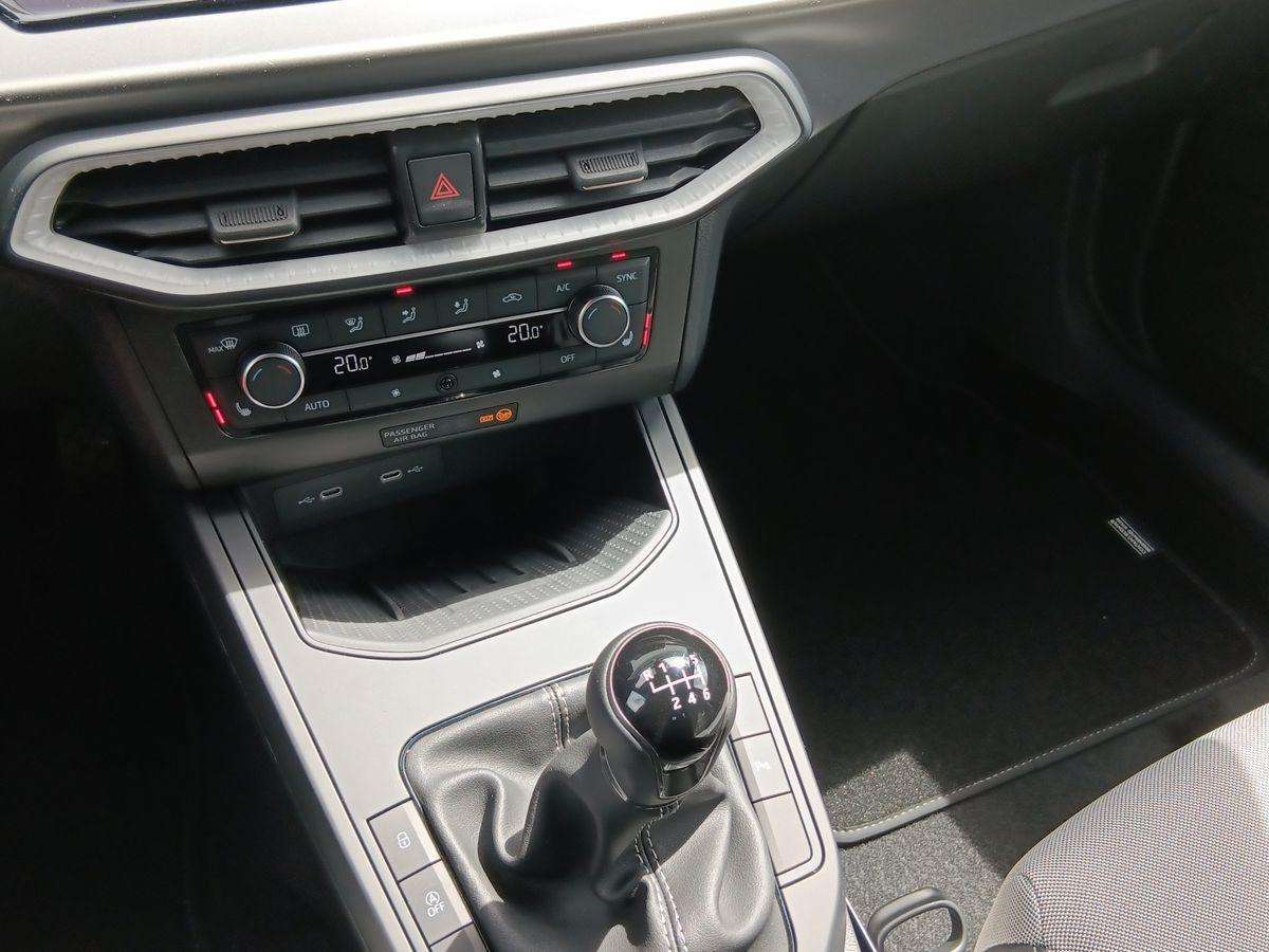 Fahrzeugbild eines SEAT Ibiza