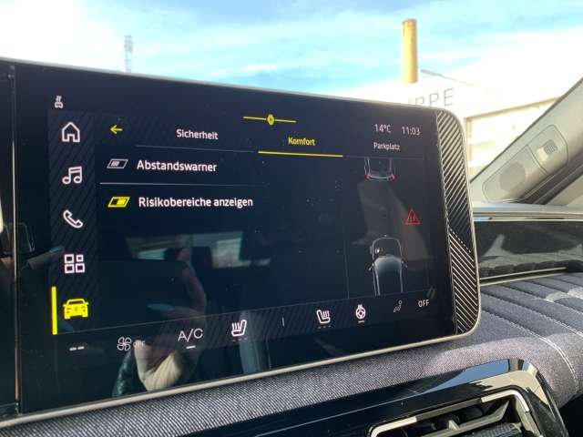 Fahrzeugbild eines Renault 5 E-TECH