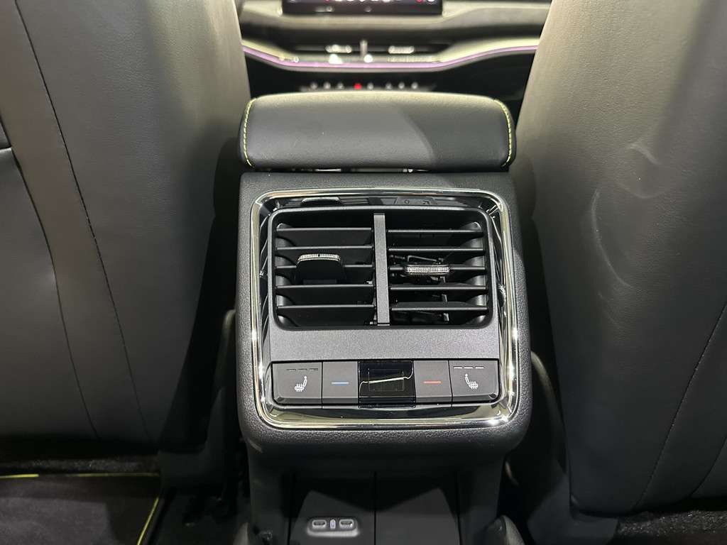 Fahrzeugbild eines Skoda ENYAQ