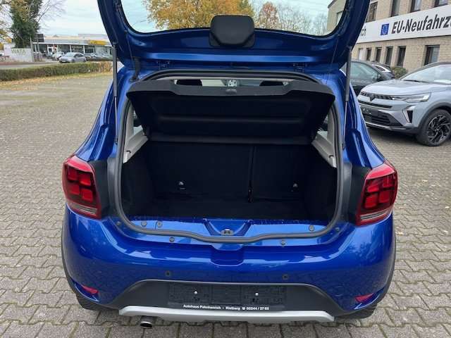 Fahrzeugbild eines Dacia Sandero