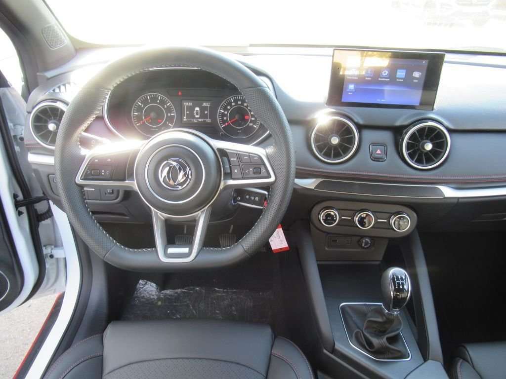 Fahrzeugbild eines DFSK Fengon 500