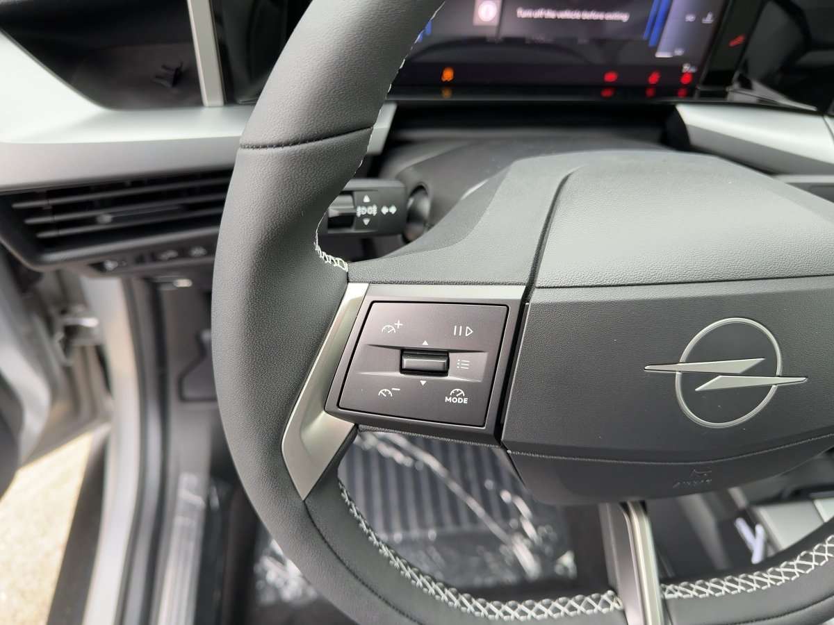 Fahrzeugbild eines Opel Frontera