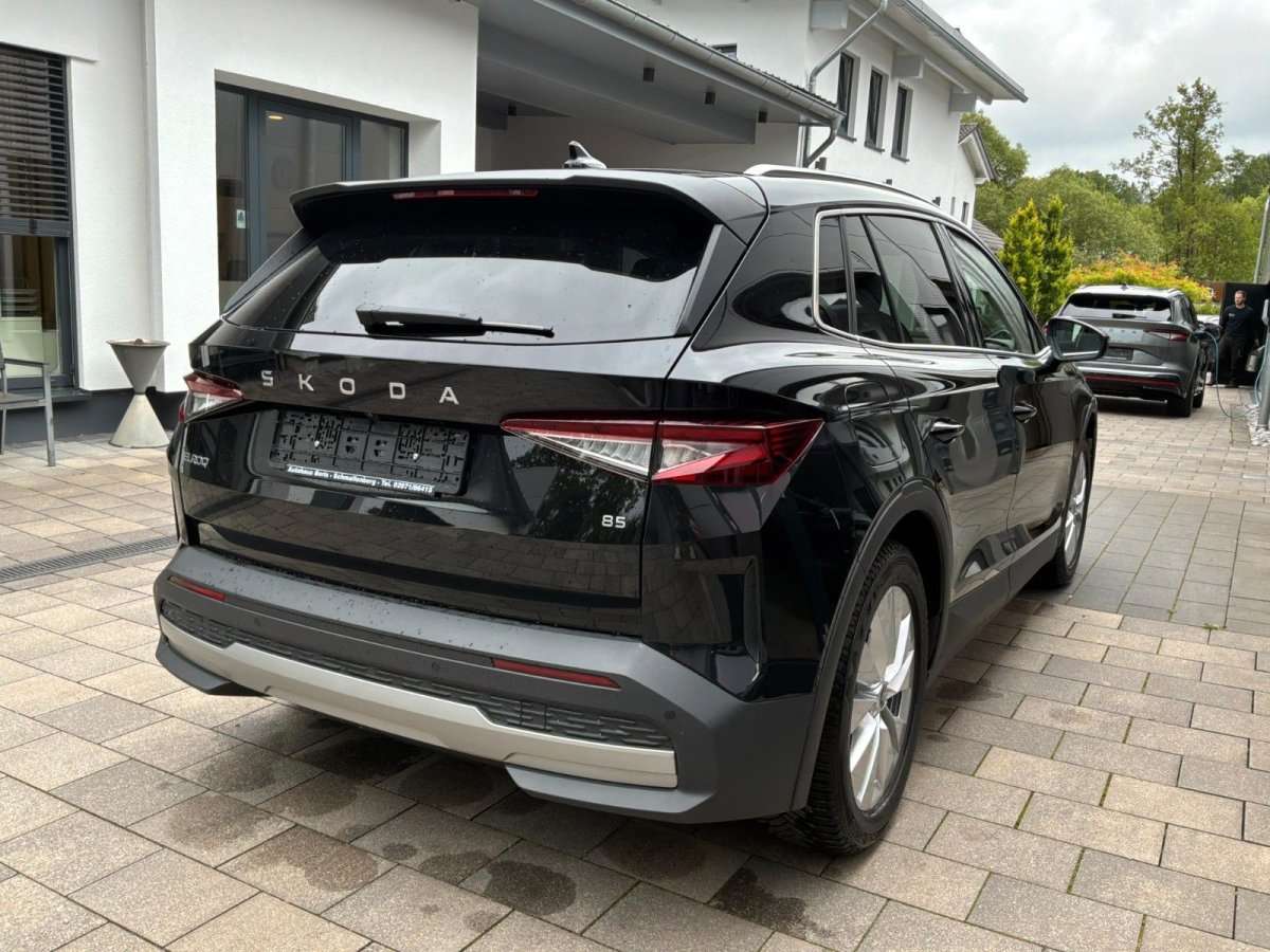Fahrzeugbild eines Skoda ELROQ
