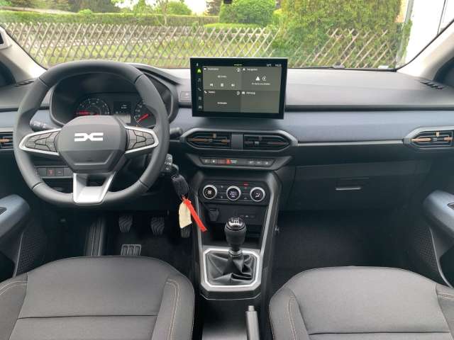 Fahrzeugbild eines Dacia Sandero