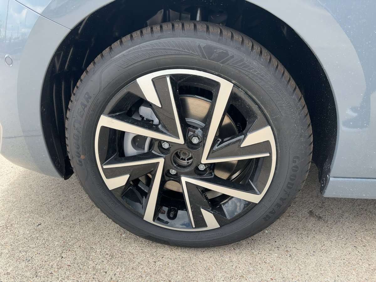 Fahrzeugbild eines Opel Corsa