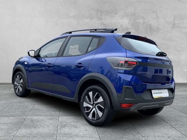 Fahrzeugbild eines Dacia Sandero