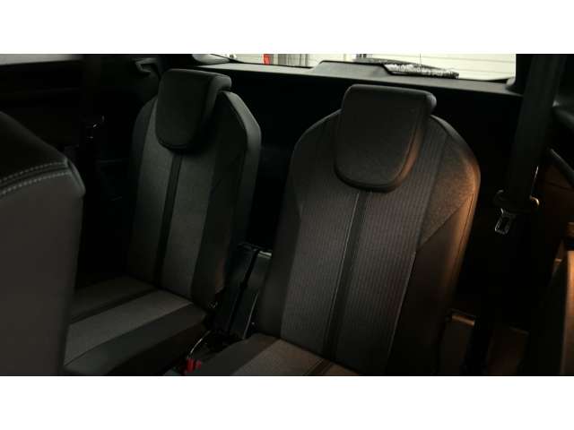 Fahrzeugbild eines Peugeot 5008