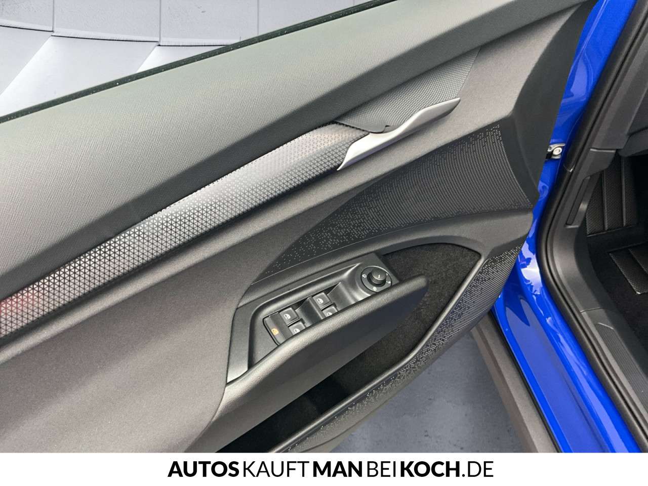 Fahrzeugbild eines Skoda ELROQ