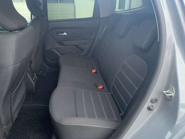 Fahrzeugbild eines Dacia Duster