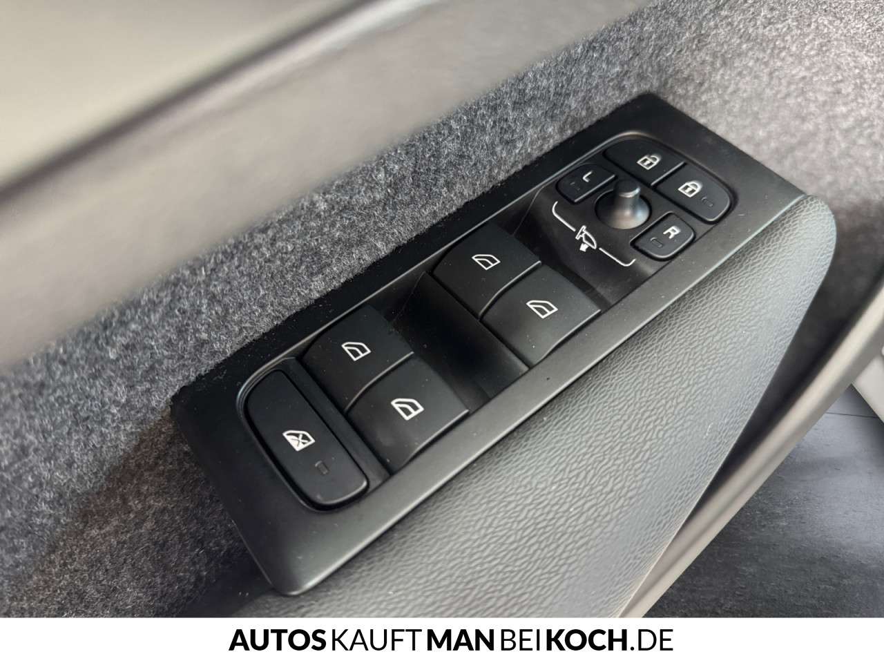 Fahrzeugbild eines Volvo XC40