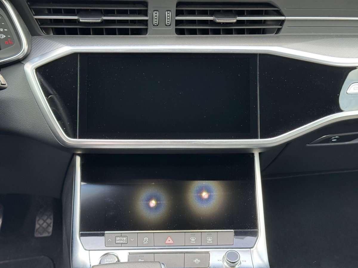 Fahrzeugbild eines Audi A6
