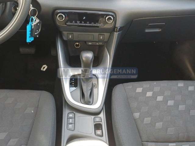 Fahrzeugbild eines Mazda Mazda2 Hybrid