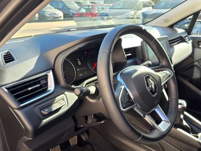 Fahrzeugbild eines Renault Clio