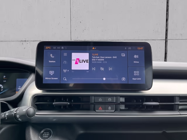 Fahrzeugbild eines Jeep Avenger