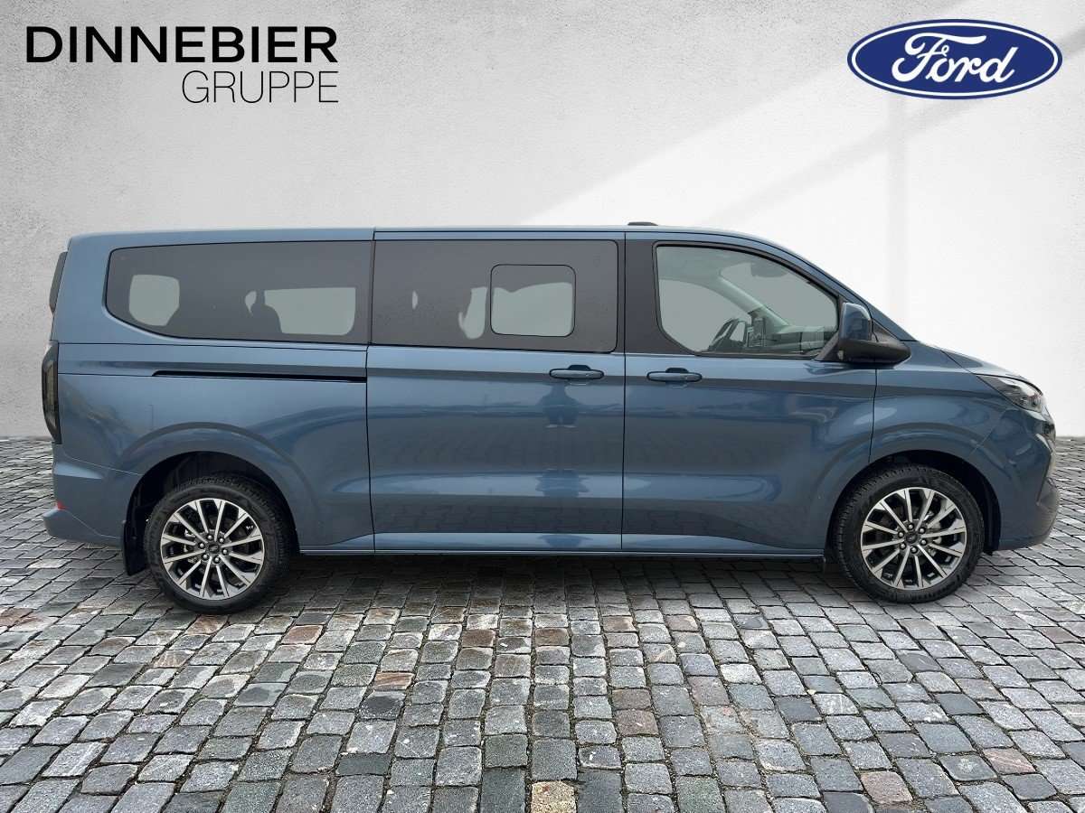 Fahrzeugbild eines Ford Tourneo Custom