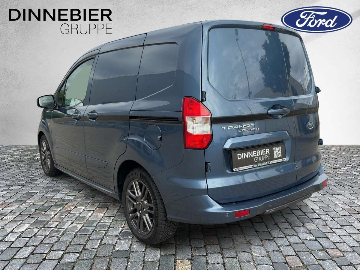 Fahrzeugbild eines Ford Transit Courier