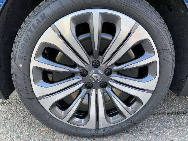 Fahrzeugbild eines Renault Grand Scénic