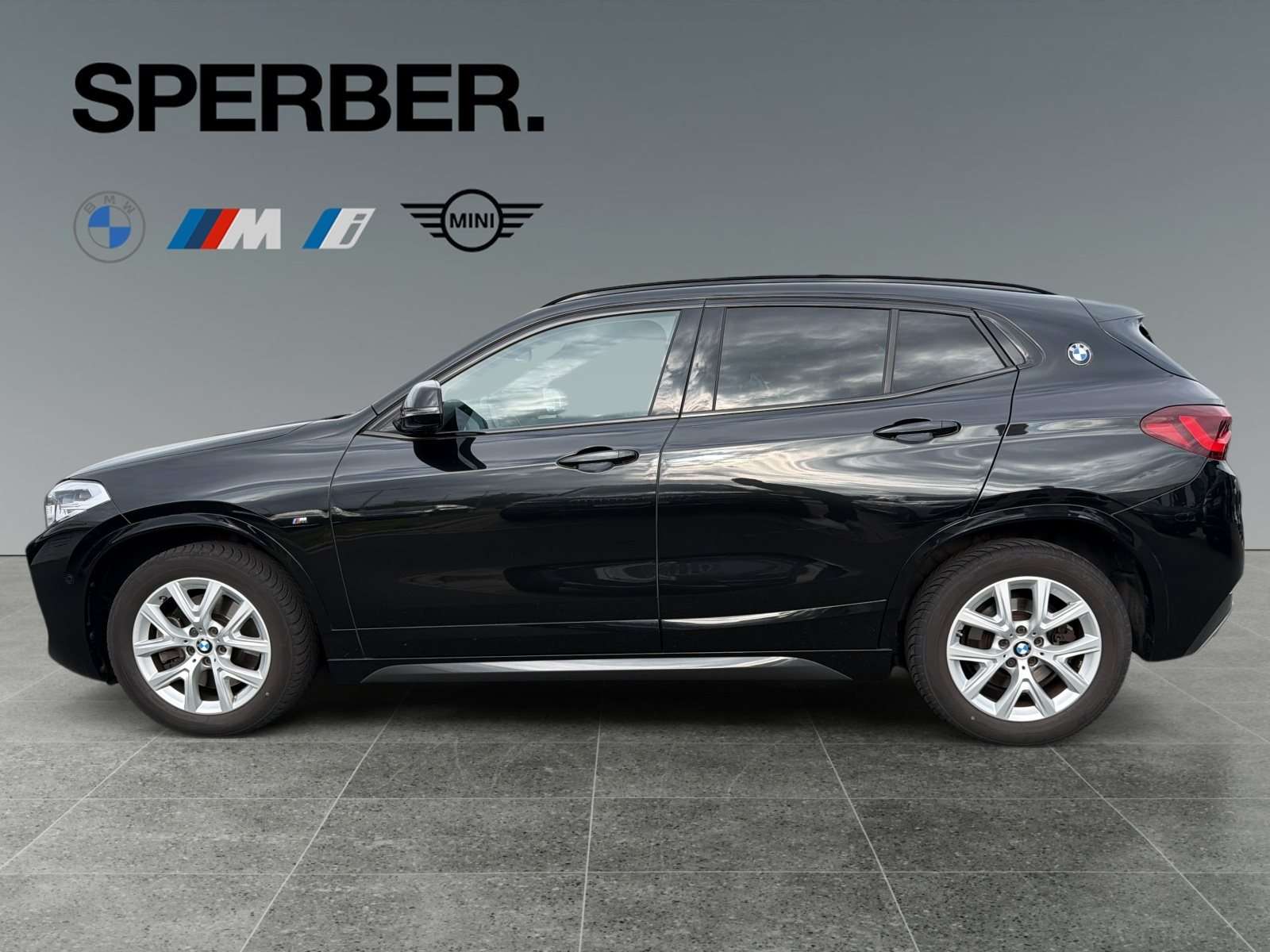 Fahrzeugbild eines BMW X2