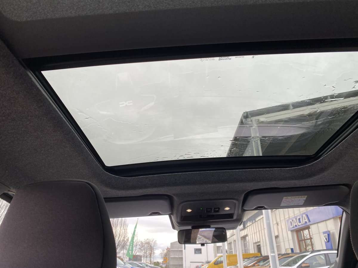 Fahrzeugbild eines Dacia Bigster