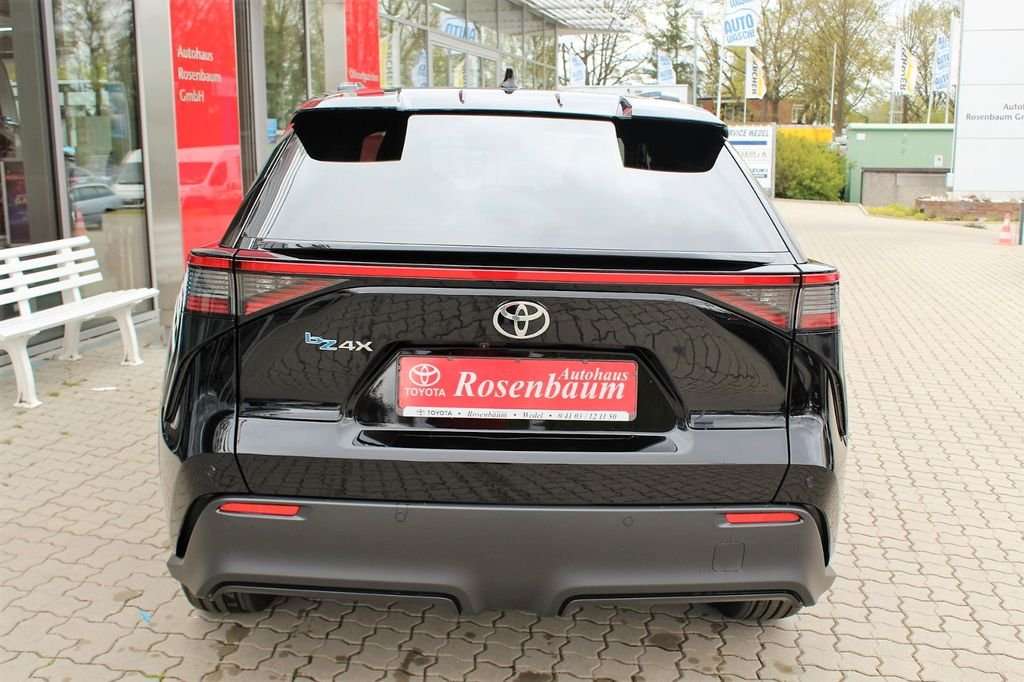 Fahrzeugbild eines Toyota bZ4X