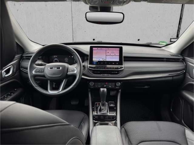 Fahrzeugbild eines Jeep Compass