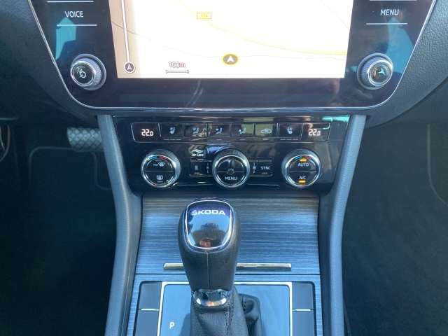 Fahrzeugbild eines Skoda Superb