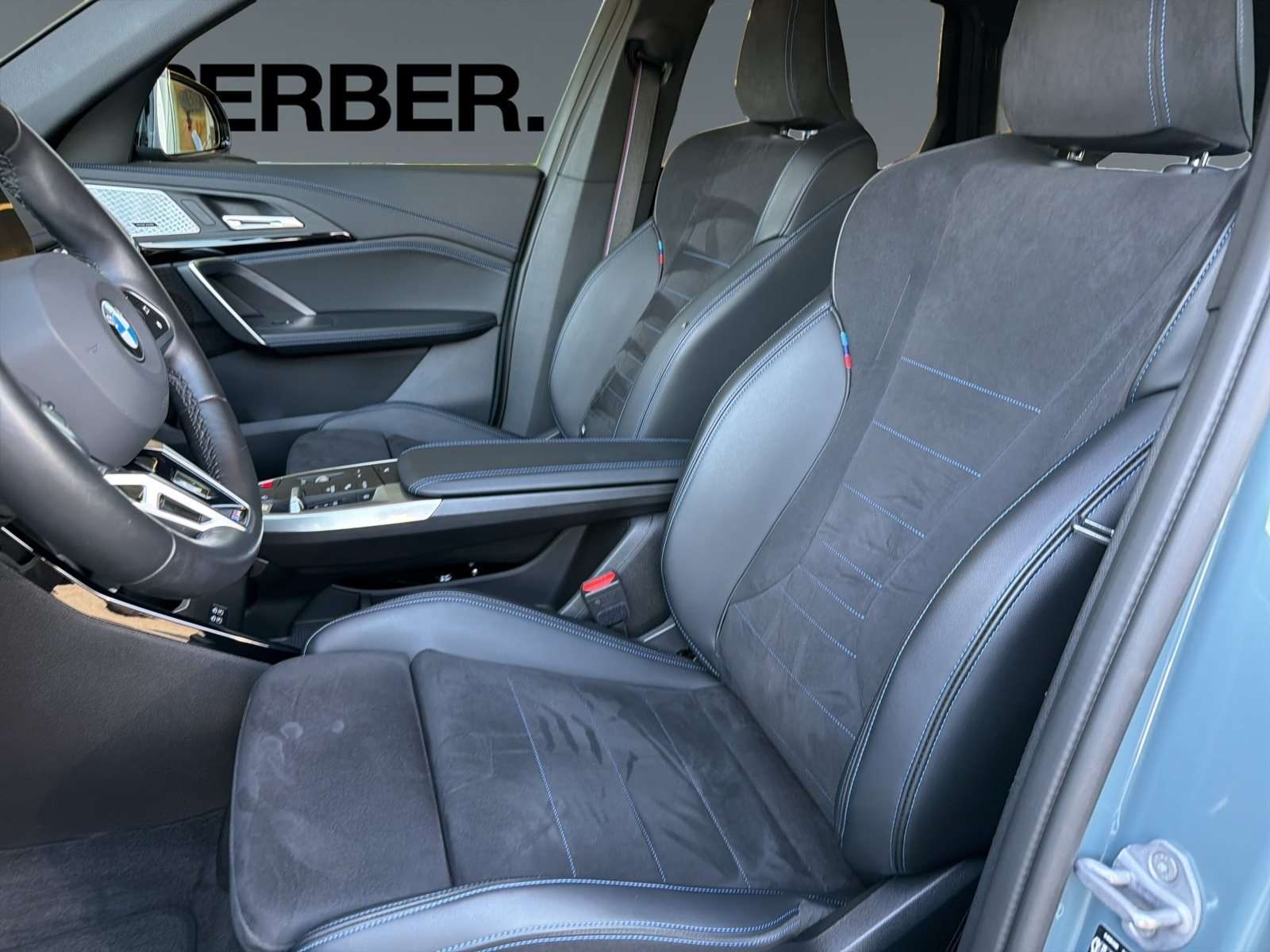 Fahrzeugbild eines BMW X1