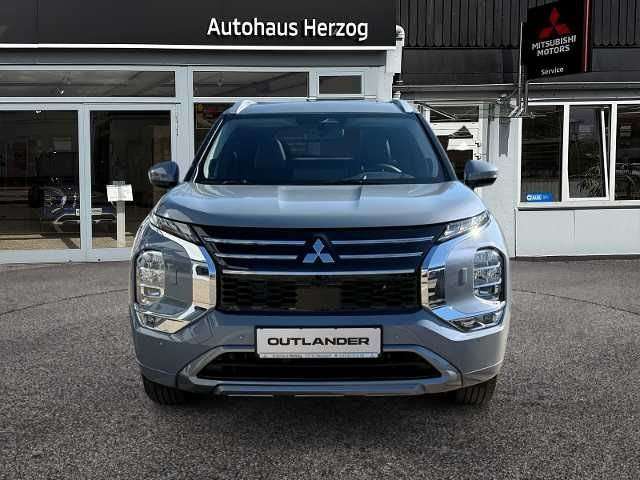 Fahrzeugbild eines Mitsubishi Outlander