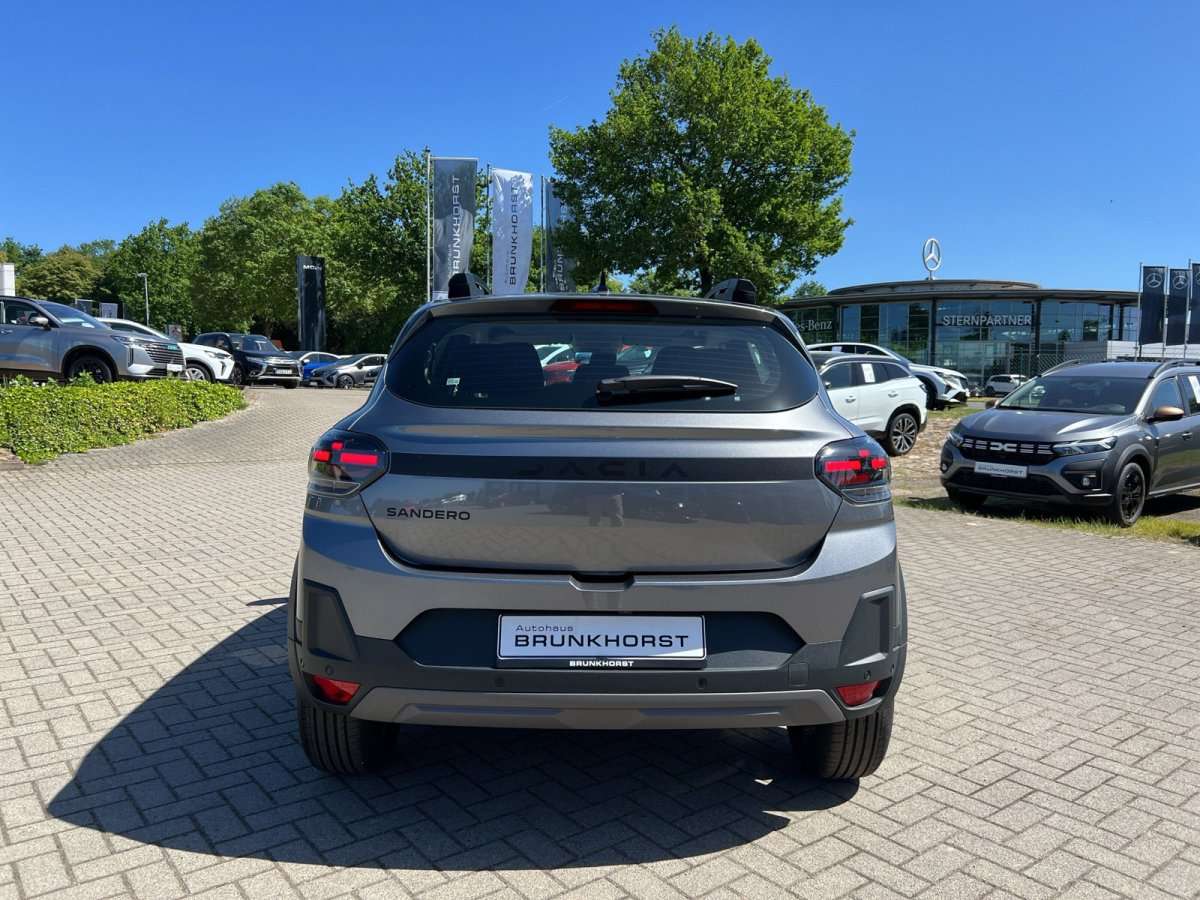 Fahrzeugbild eines Dacia Sandero
