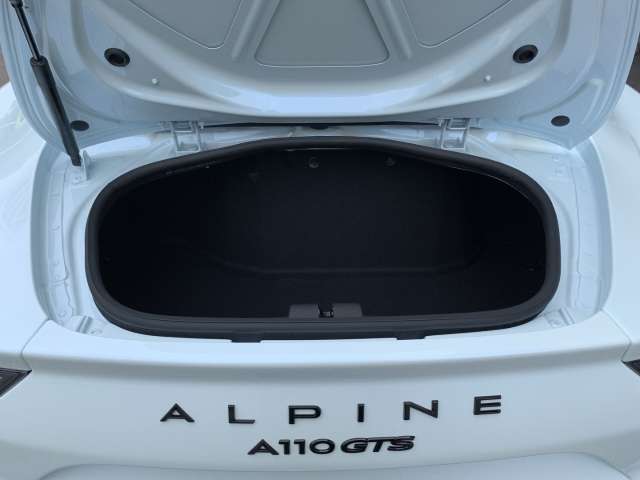 Fahrzeugbild eines Alpine A110