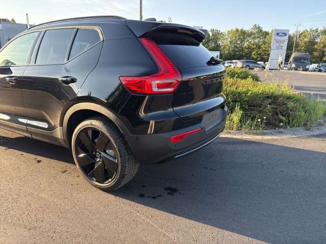 Fahrzeugbild eines Volvo XC40