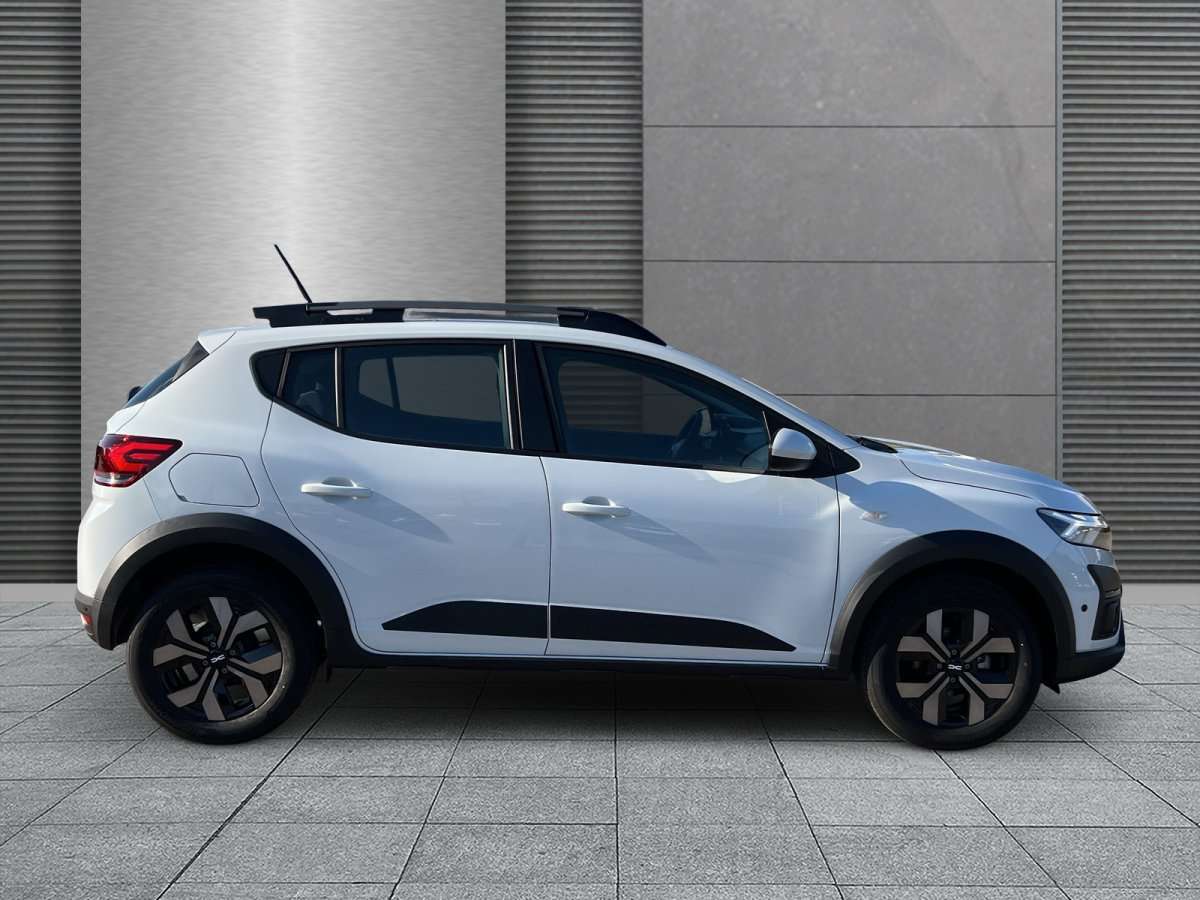 Fahrzeugbild eines Dacia Sandero