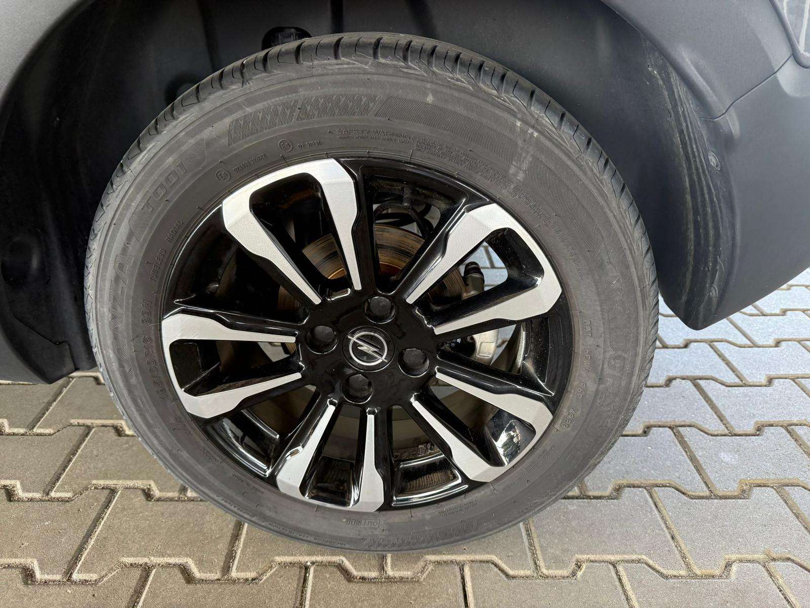 Fahrzeugbild eines Opel Crossland X