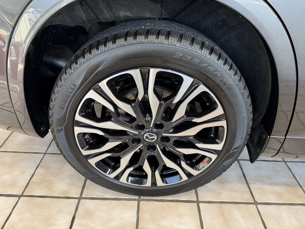 Fahrzeugbild eines Mazda CX-60