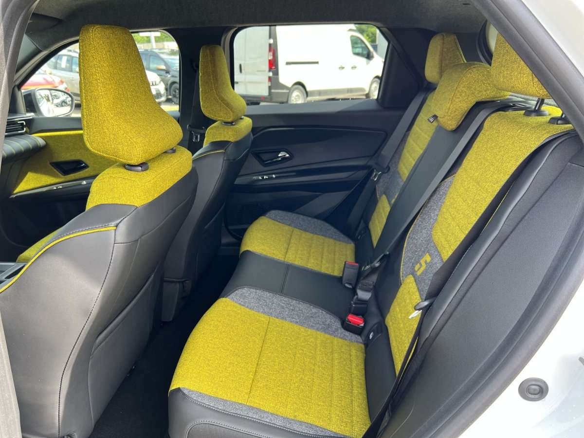 Fahrzeugbild eines Renault 5 E-TECH