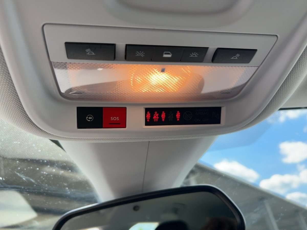 Fahrzeugbild eines Opel Grandland X