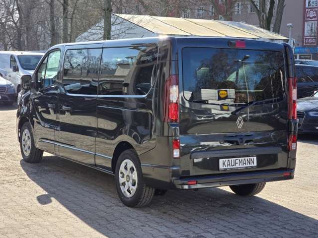 Fahrzeugbild eines Renault Trafic