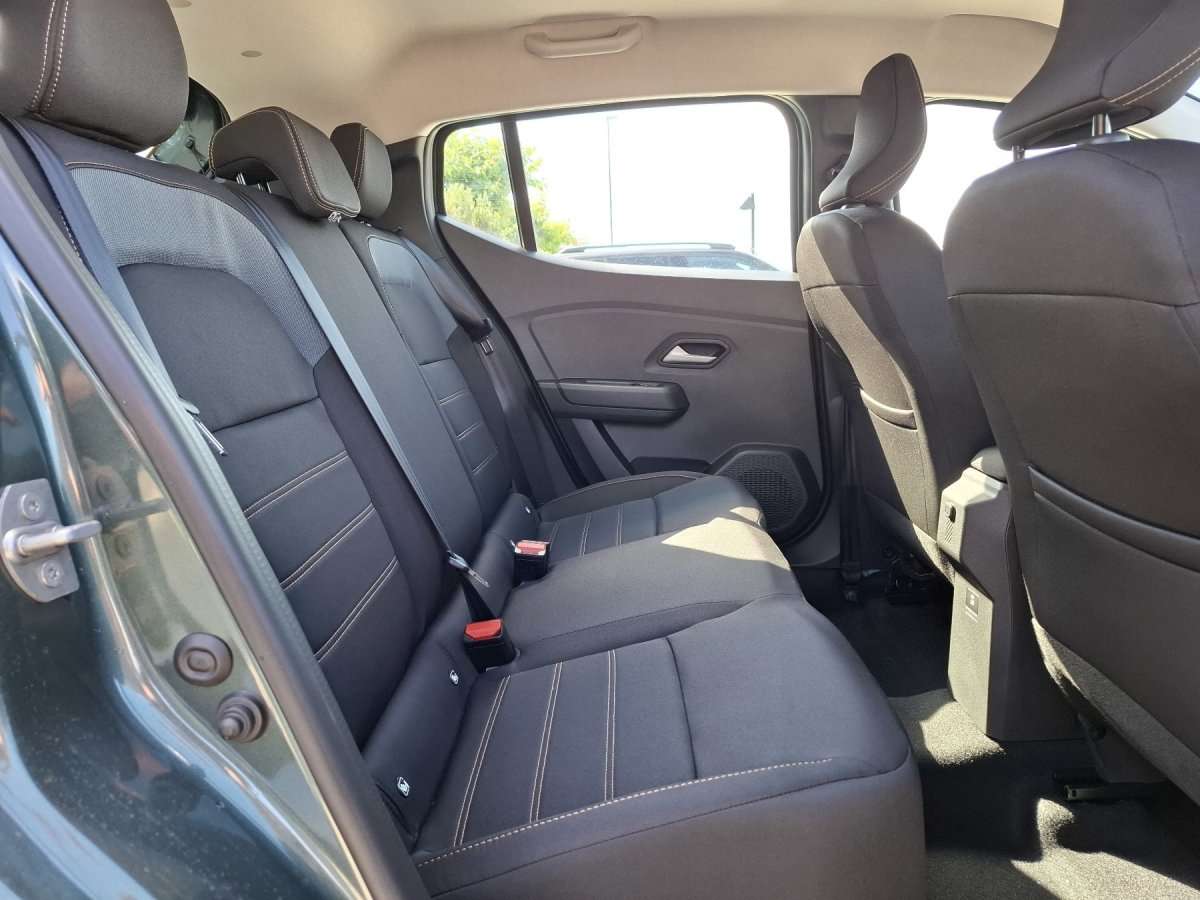 Fahrzeugbild eines Dacia Sandero